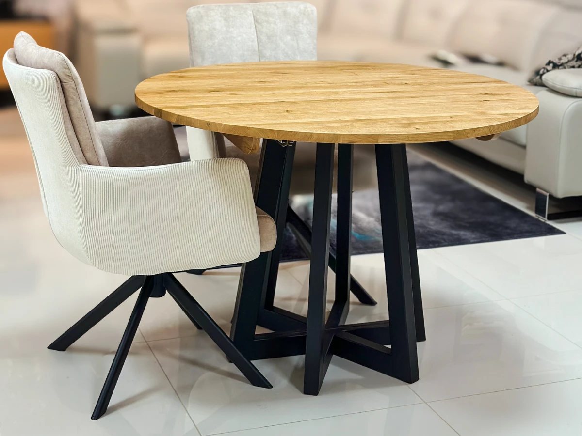 Okrągły stół z litego drewna